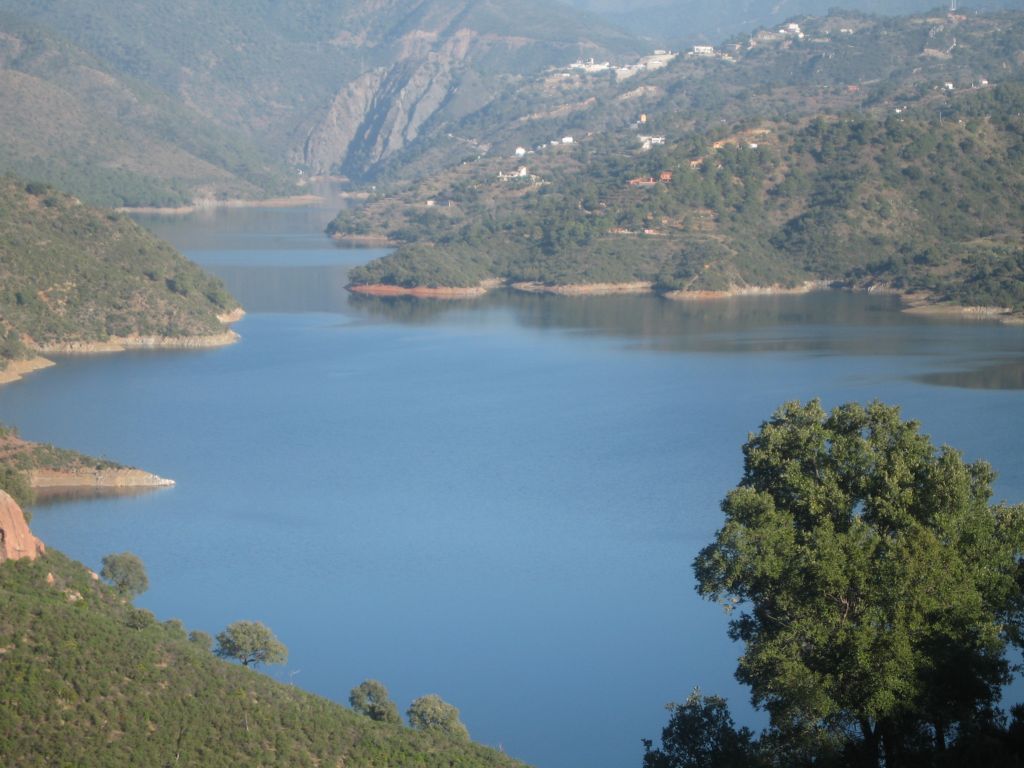 ISTAN LAKE 2